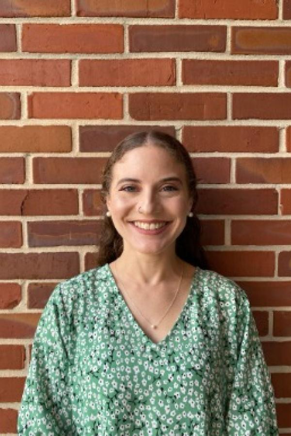 Alexandra Negrin-Perea headshot