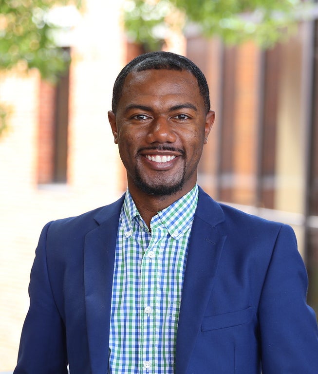 Cameron Beatty headshot